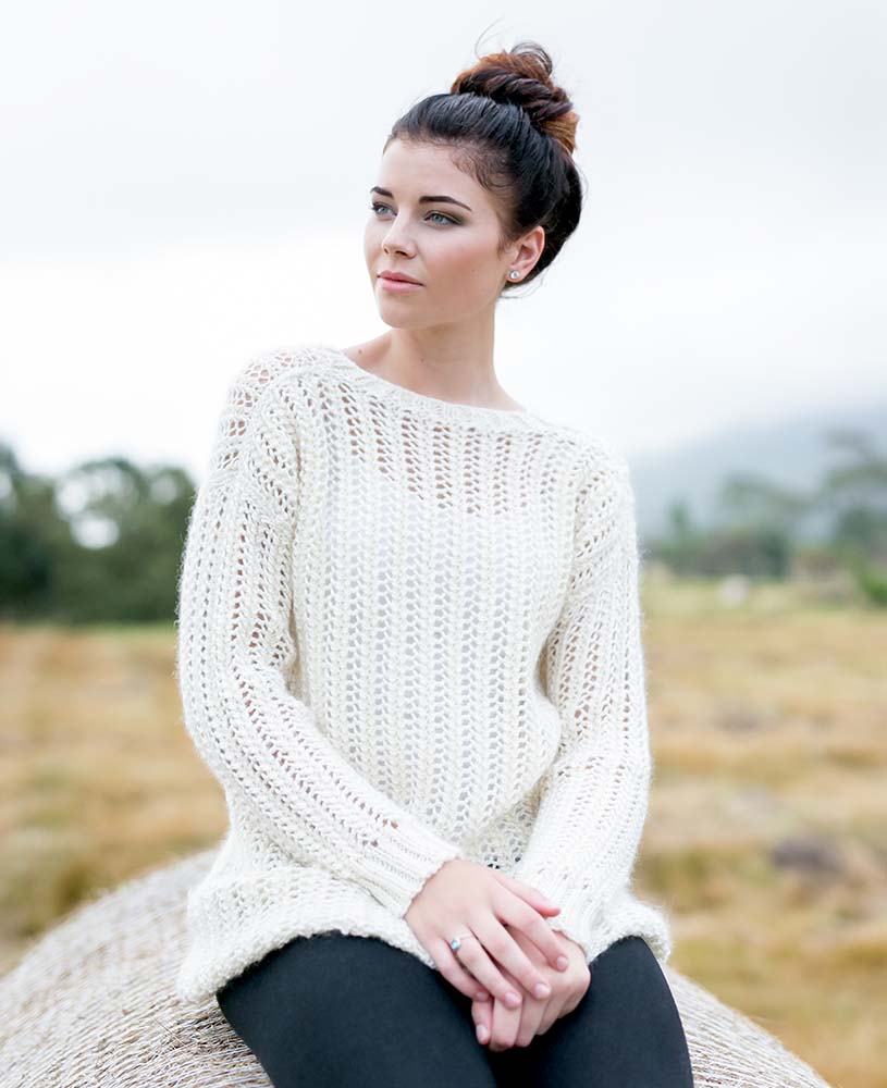 Lacey rib pullover